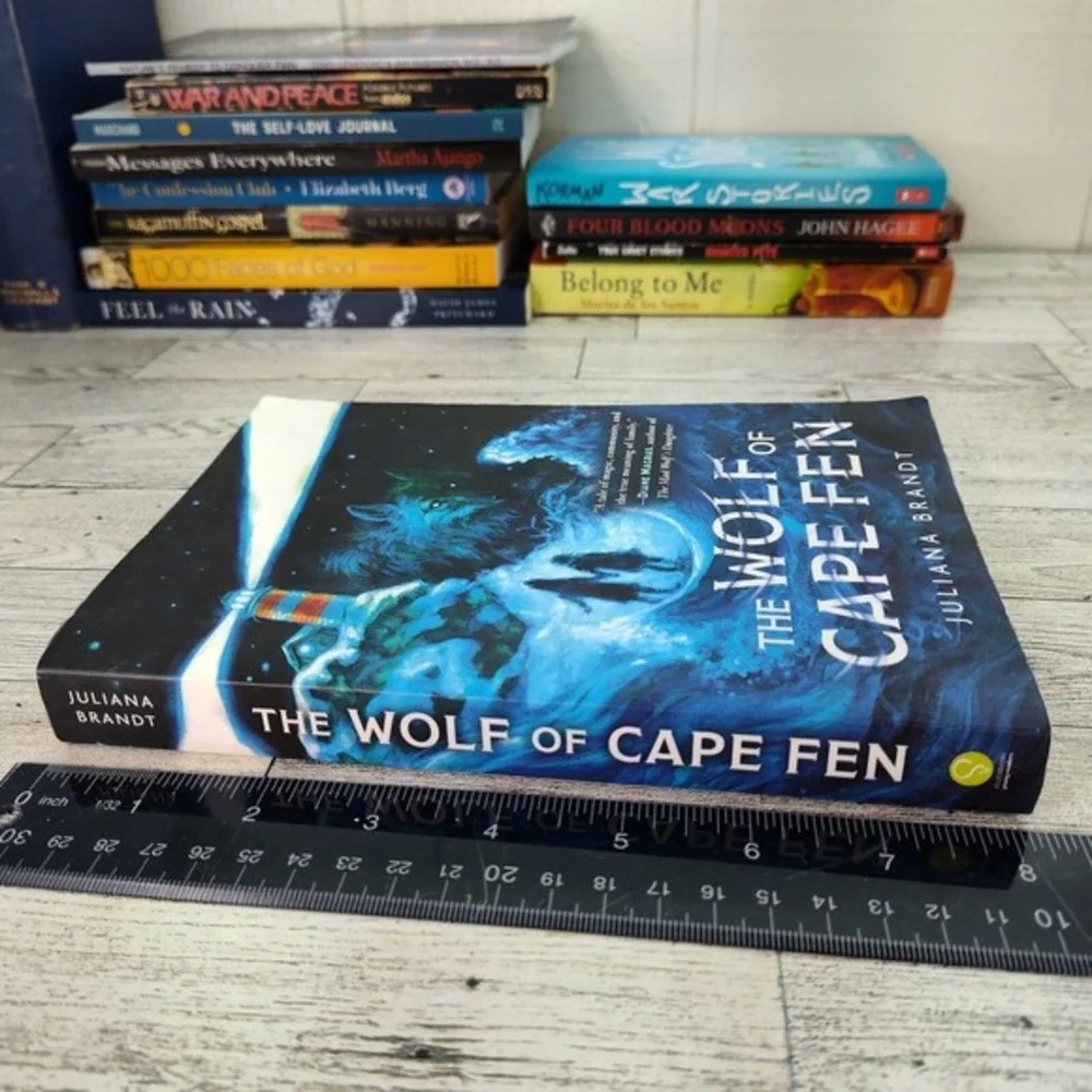 The Wolf‎ of Cape Fen Juliana Brandt 2021 Trade Paperback 8-12yrs Fantasy